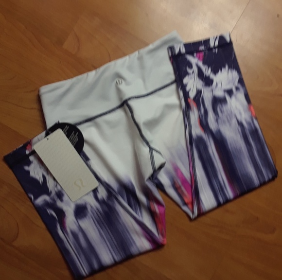 NEW Lululemon Wunder Under Crop Pant Yoga Athletic - Picture 4 of 8